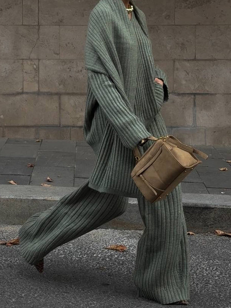 Damen Strickanzug mit weitem Schnitt und eleganten Rippdetails WW