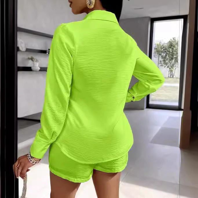 Damen Blusen- und Shorts-Set mit cut-out Design und praktischen Taschen WW