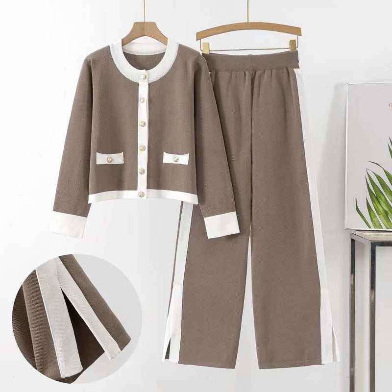 Damen Strick-Loungewear-Set mit dekorativen Knöpfen und seitlichem Schlitz WW