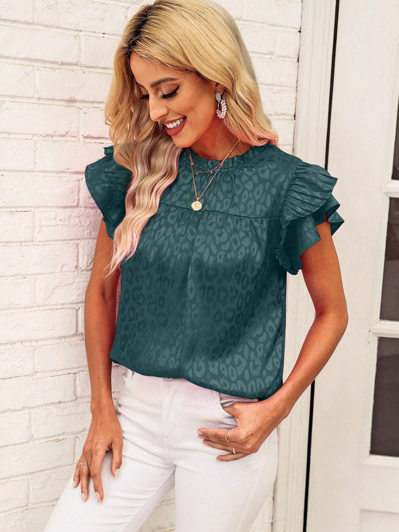 Damen Bluse mit modischen Rüschendetails und elegantem Leopardenmuster WW