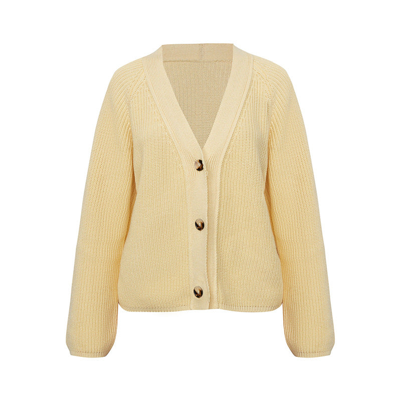 Damen Strickjacke mit großem V-Ausschnitt und Knopfverschluss WW