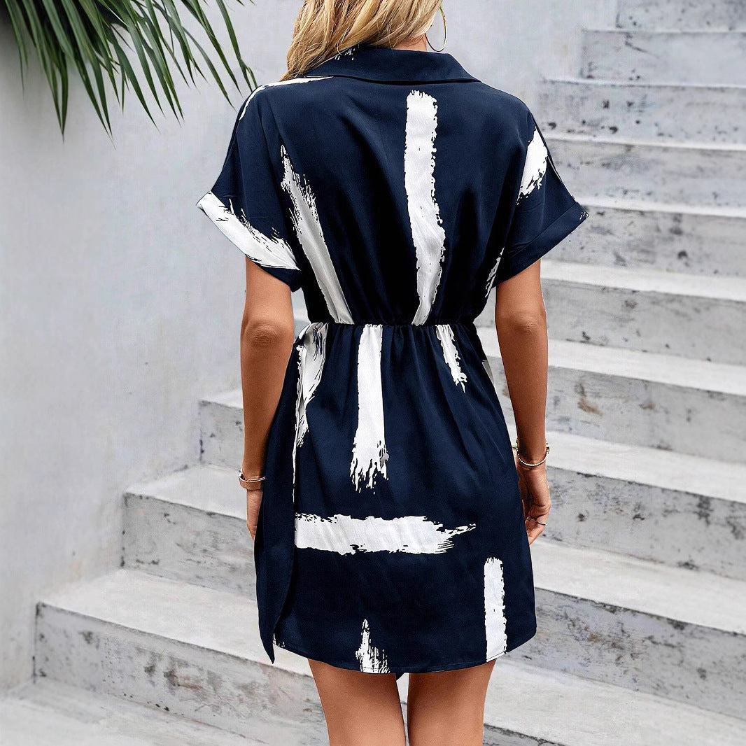 W&W Mode | Elegantes bedrucktes V-Ausschnitt-Kleid mit Schleife