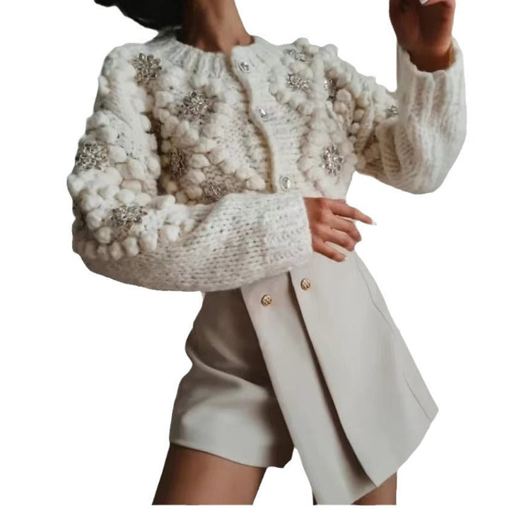 Damen Strickjacke mit luftigen Rüschen und funkelnden Akzenten W&W Mode