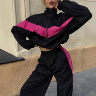 Damen sportlicher Funktionsanzug mit hohem Kragen und elastischen Bündchen WW