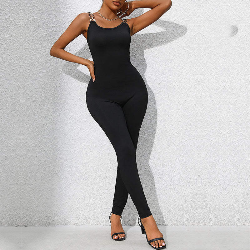 Damen Jumpsuit mit dekorativen Schulterringen W&W Mode