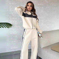 Damen sportliches Fleece-Set mit hohem Kragen und feuchtigkeitsregulierenden Eigenschaften WW