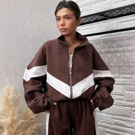 Damen Sportanzug mit kontrastierenden Einsätzen WW