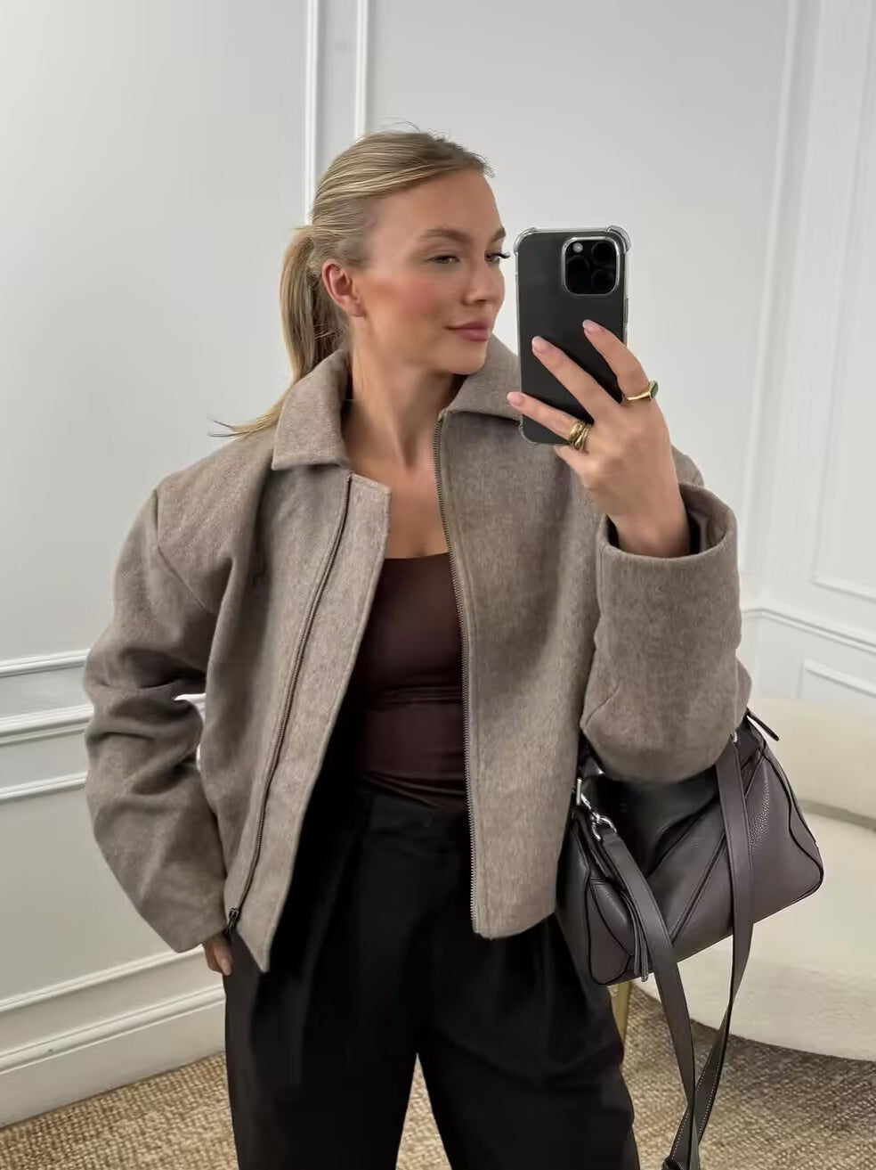 Damen sportliche Jacke mit hohem Kragen und Reißverschluss WW