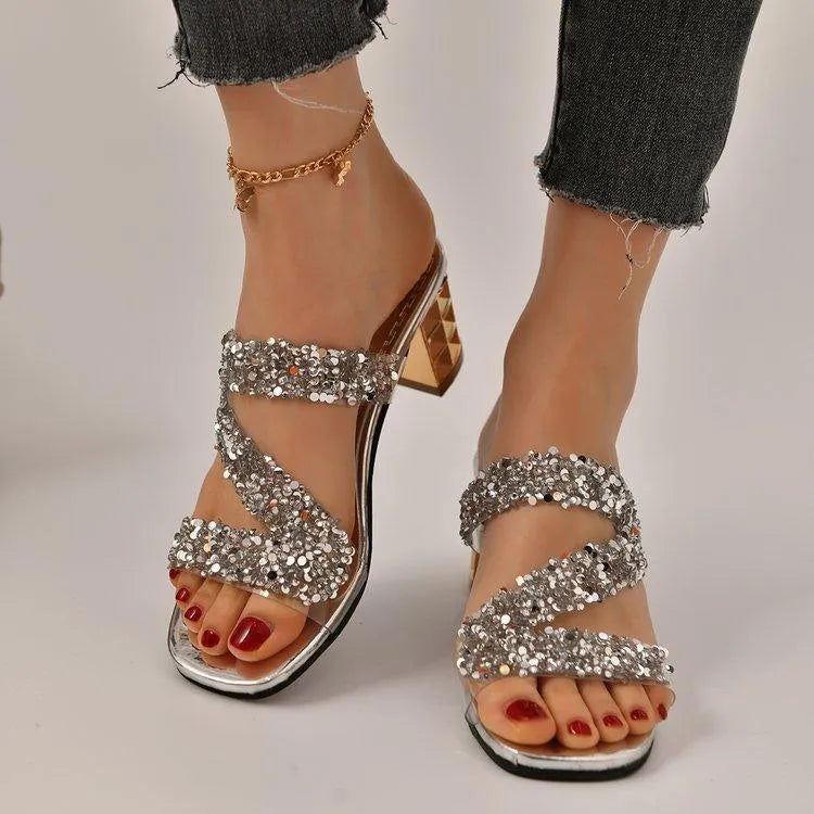 WW | Sandalen mit Absätzen und Pailletten