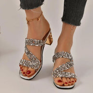 WW | Sandalen mit Absätzen und Pailletten