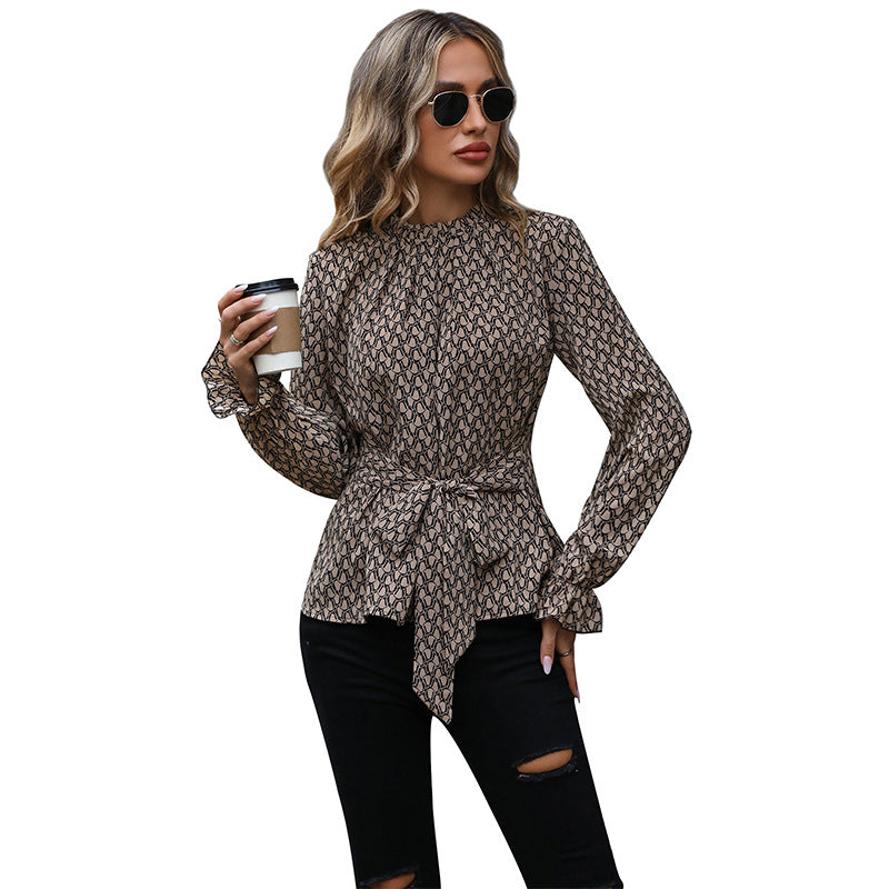 Damen Bluse mit elegantem Wickeldesign und dekorativen Rüschendetails WW