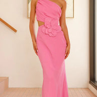 Damen Elegantes Maxikleid mit seitlichem Cut-Out und floralem Detail WW