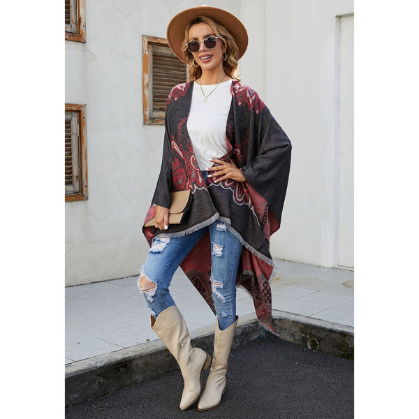 Damen Eleganter Kimono-Poncho mit kunstvollem Muster und fransigen Kanten WW