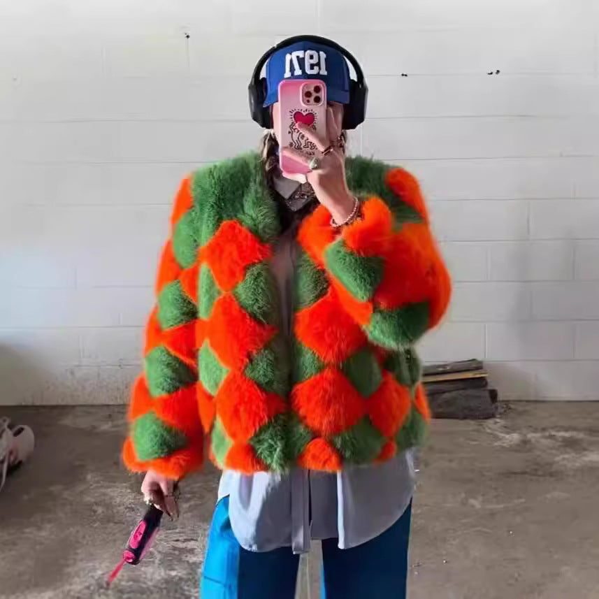 Damen auffällige Kunstpelzjacke mit innovativem Karomuster und kurzem Schnitt WW