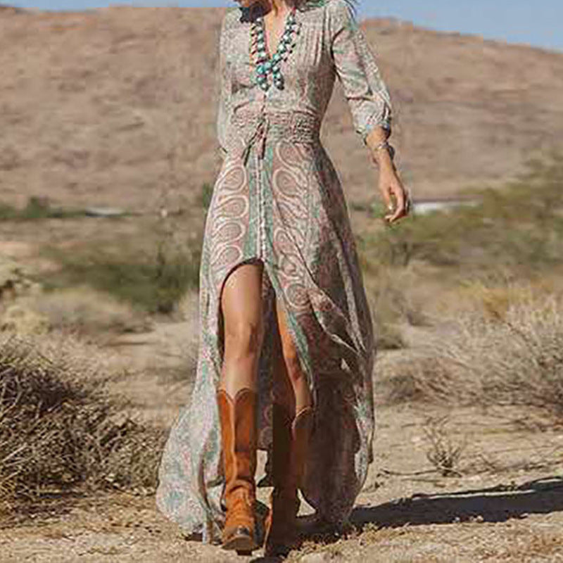 Damen Maxikleid mit floralen Mustern und schmeichelndem V-Ausschnitt WW