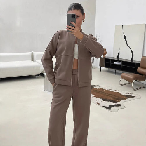 Damen Sportliches Fleece-Set mit durchgehendem Reißverschluss WW