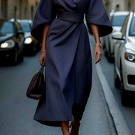 Damen Elegantes Maxikleid mit Puffärmeln und tailliertem Schnitt WW