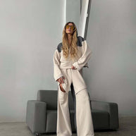 Damen Sportive Loungewear-Kombination mit funktionalen Details WW