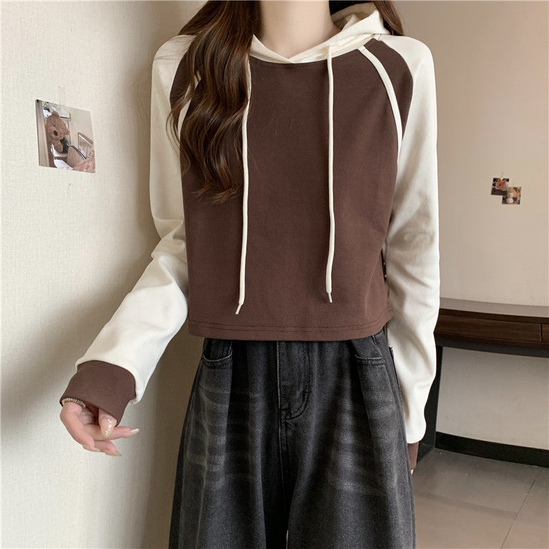 Femme Cropped Pullover Hoodie mit Kontrastärmeln WW