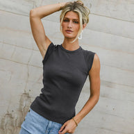 Damen ärmelloses Rippenshirt mit figurbetontem Schnitt WW
