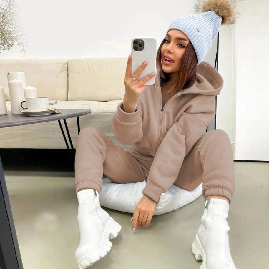 Damen bequemer Fleece-Jumpsuit mit Kapuze und seitlichem Reißverschluss WW