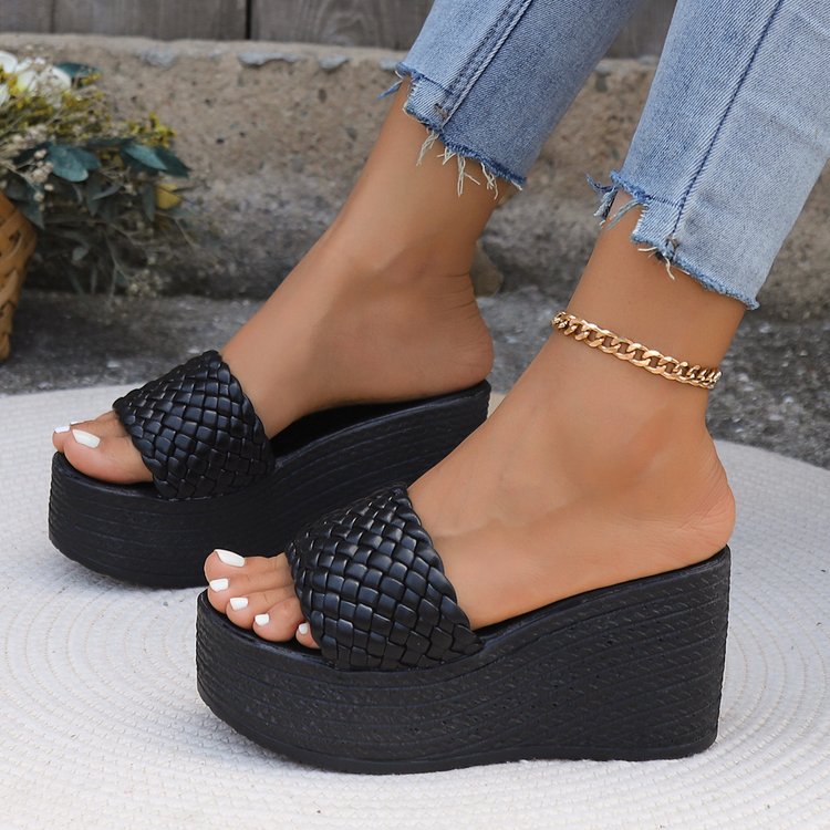 Damen Wedge-Pantoletten mit geflochtenem Obermaterial und komfortabler Sohle W&W Mode
