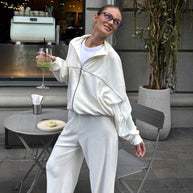 Damen sportlicher Velours-Loungewear-Anzug mit breiten Hosen WW