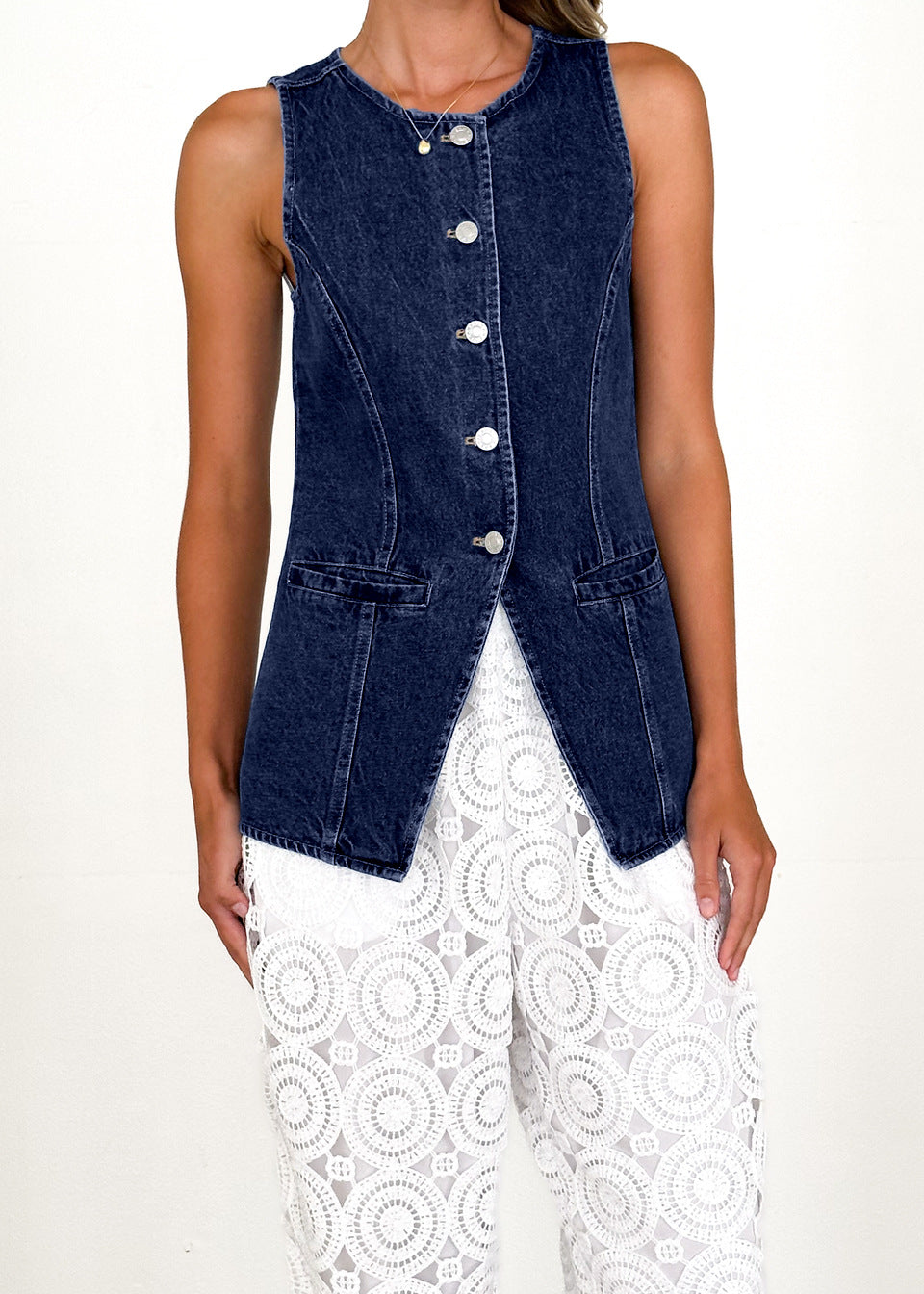 Damen Denim-Hemdjacke mit modernem Schnitt und Knopfdetails W&W Mode