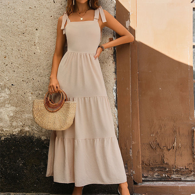 Damen Maxikleid mit verstellbaren Trägern und voluminösem Rock WW
