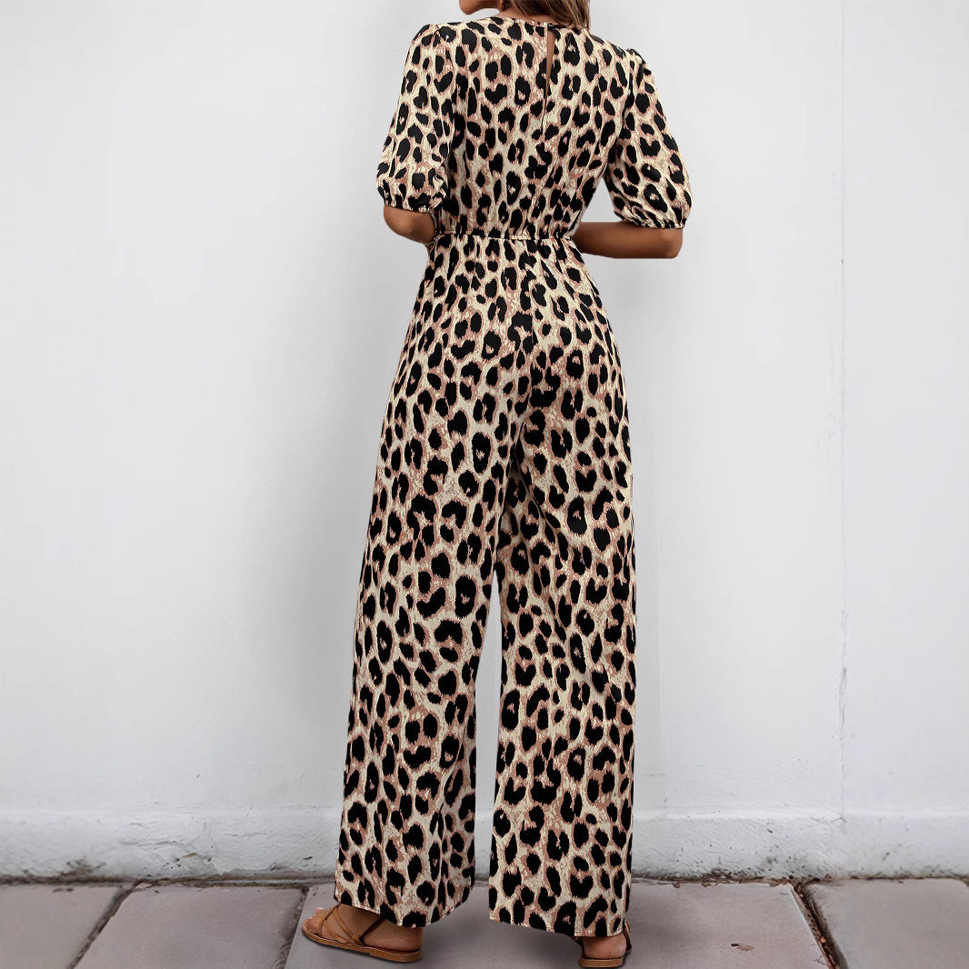 Damen Jumpsuit mit elegantem Wickelausschnitt und modischem Leopardenmuster WW