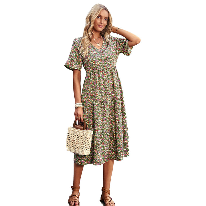 Damen Midi-Kleid mit floralem Muster und verspieltem V-Ausschnitt W&W Mode