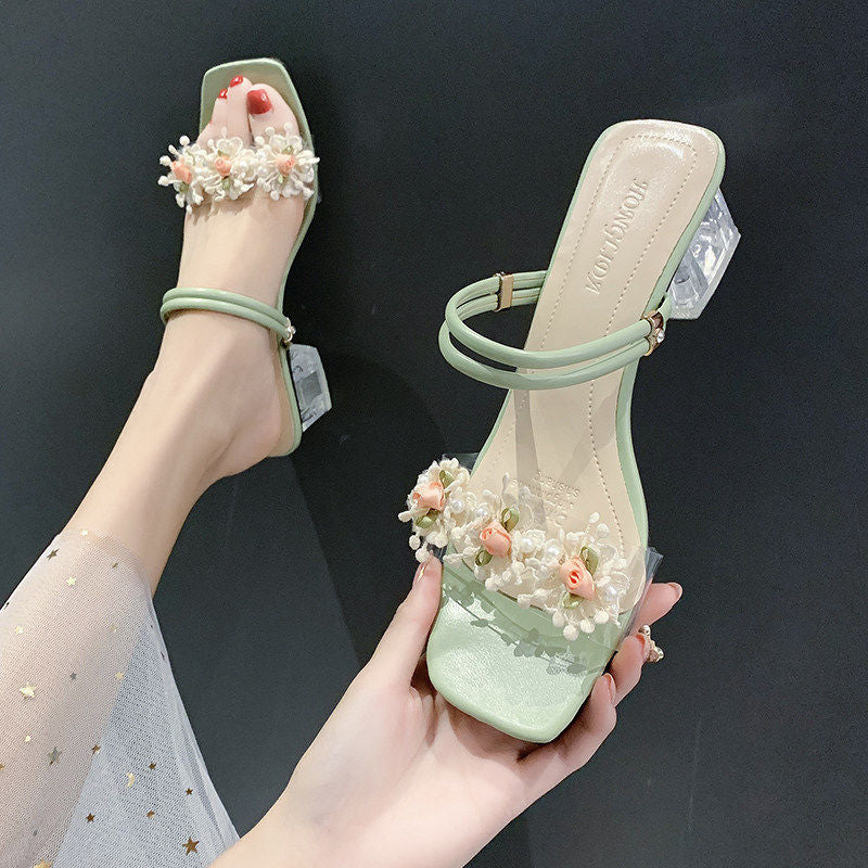 Damen Sandaletten mit floralen Applikationen und klarem Blockabsatz WW