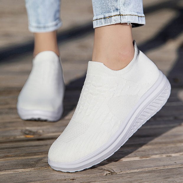 Damen Slip-On Sport Sneakers mit atmungsaktivem Strickdesign WW