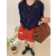 Damen Strickjacke mit dekorativen Knopfakzenten und weichem Material WW