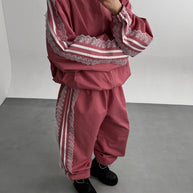 Damen sportliches Set mit eleganten Spitzenapplikationen WW