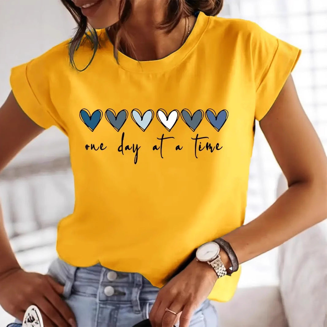 Damen Casual Grafik T-Shirt mit Herzdesign und inspirierendem Zitat WW