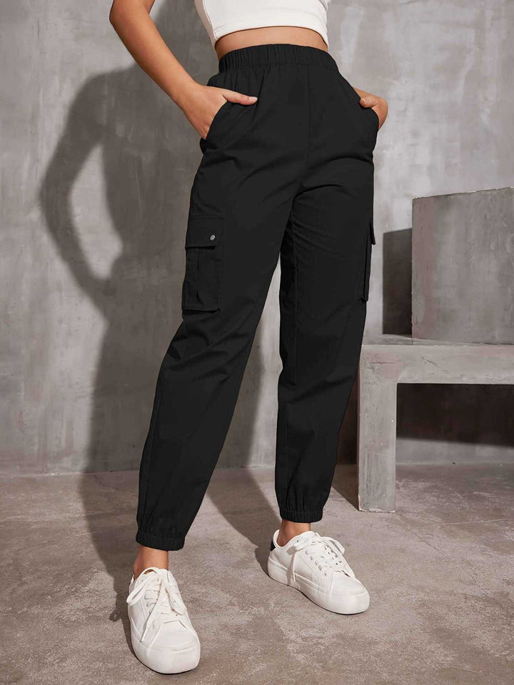 Damen Cargo-Hose mit elastischem Bund und praktischen Seitentaschen W&W Mode