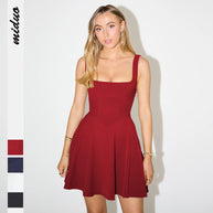 Damen schulterfreies Minikleid mit elegantem Quadrat-Ausschnitt und schwingendem Rock WW