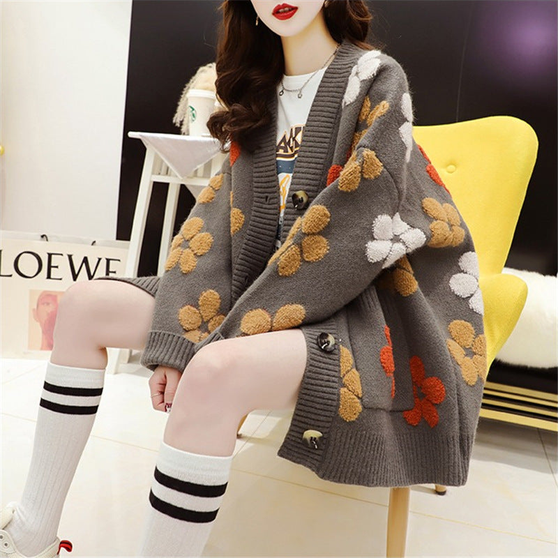 Damen Strickjacke mit floralen Applikationen und großen Taschen WW