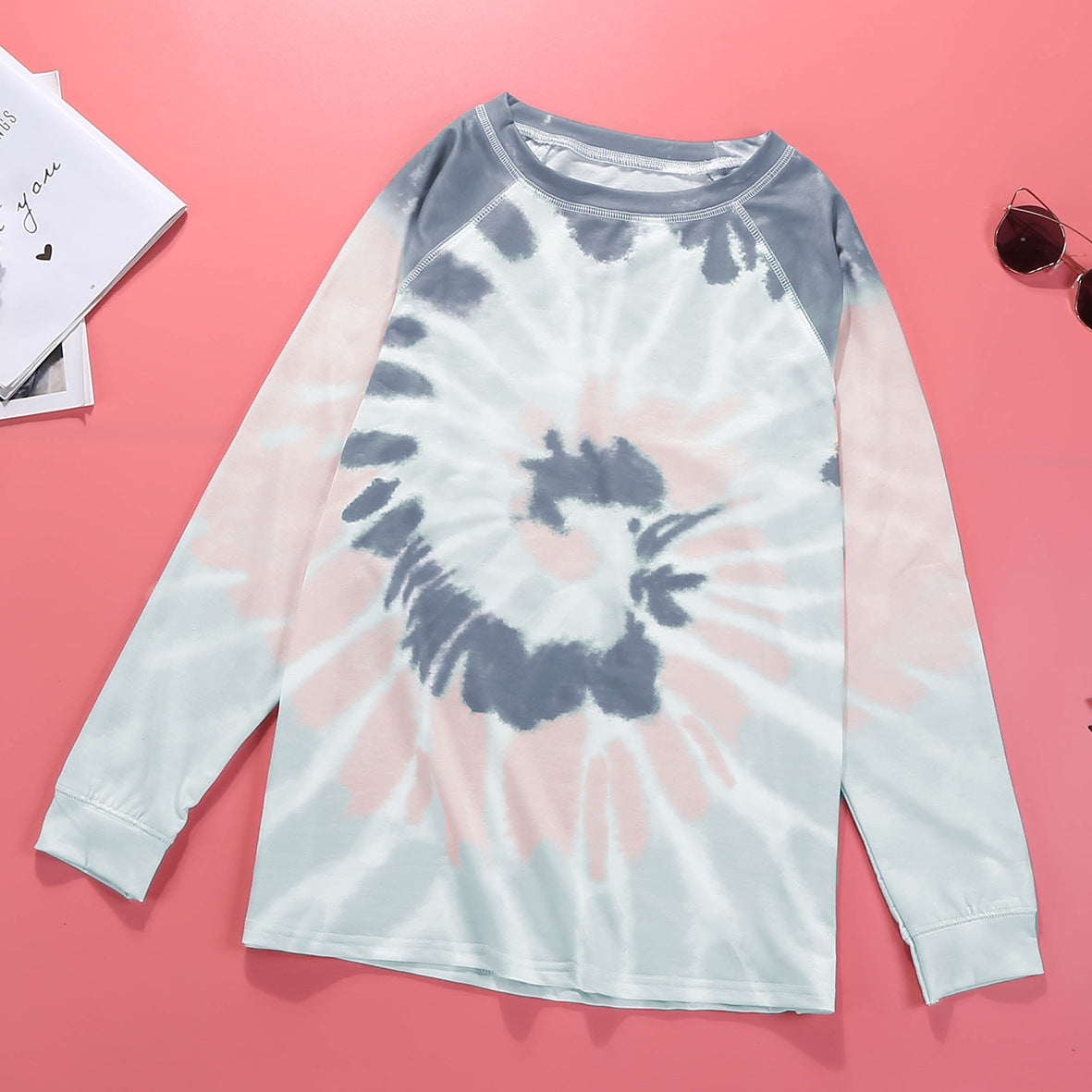 Damen Langarm-T-Shirt mit modernem Batik-Muster und lässigem Schnitt WW