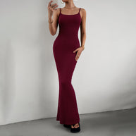 Damen figurbetontes Maxikleid mit schmalem Schnitt und Trägerdetails WW