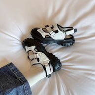 Damen Sportliche Sneakers mit praktischem Klettverschluss und stoßdämpfender Sohle WW