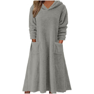 Damen Kuscheliger Fleece-Kleid mit Kapuze und praktischen Taschen WW
