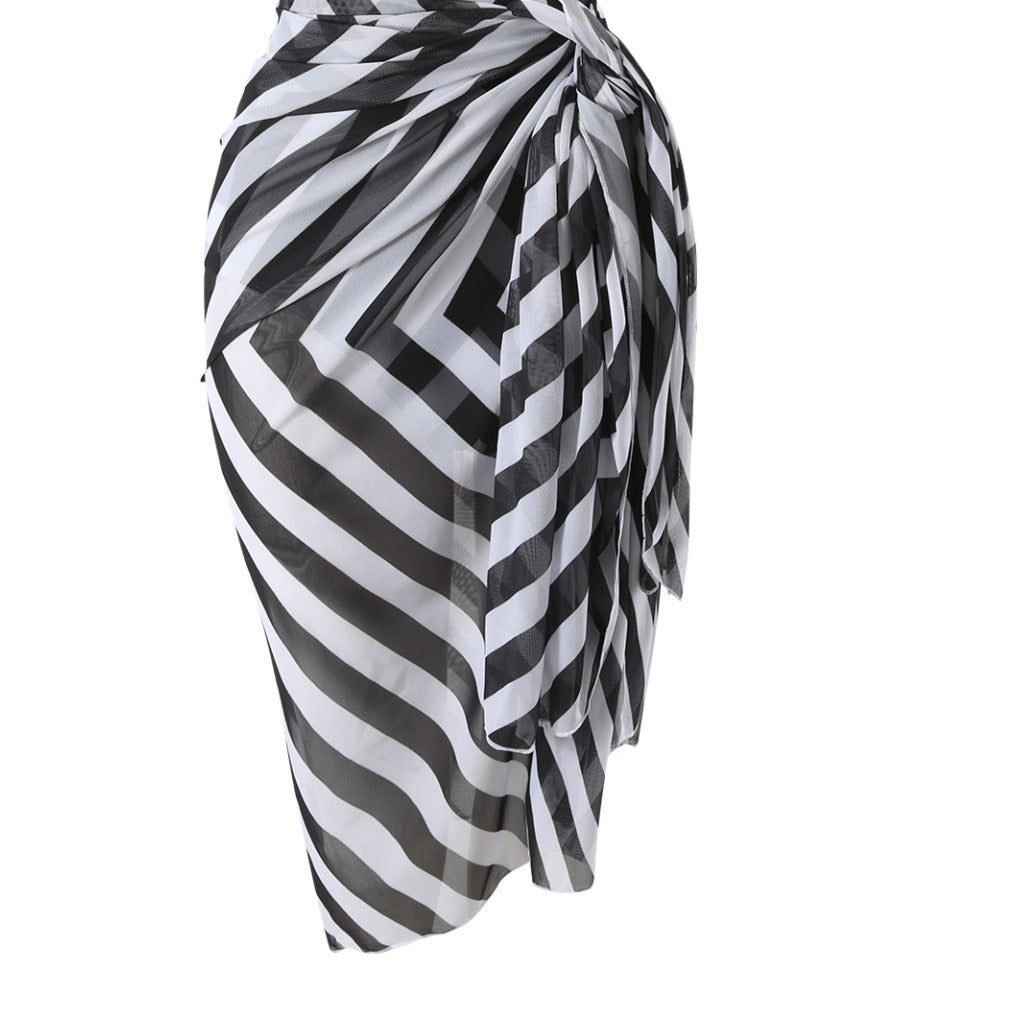 Damen Abendkleid mit raffiniertem Wickeldesign und gestreiftem Oberteil WW