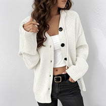 Damen Strickjacke mit attraktiven Struktur-Details und Knopfverschluss WW