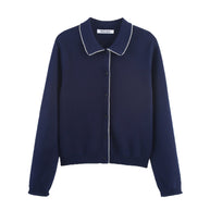 Damen Strickjacke mit eleganter Bubikragen und feinen Knopfdetails WW