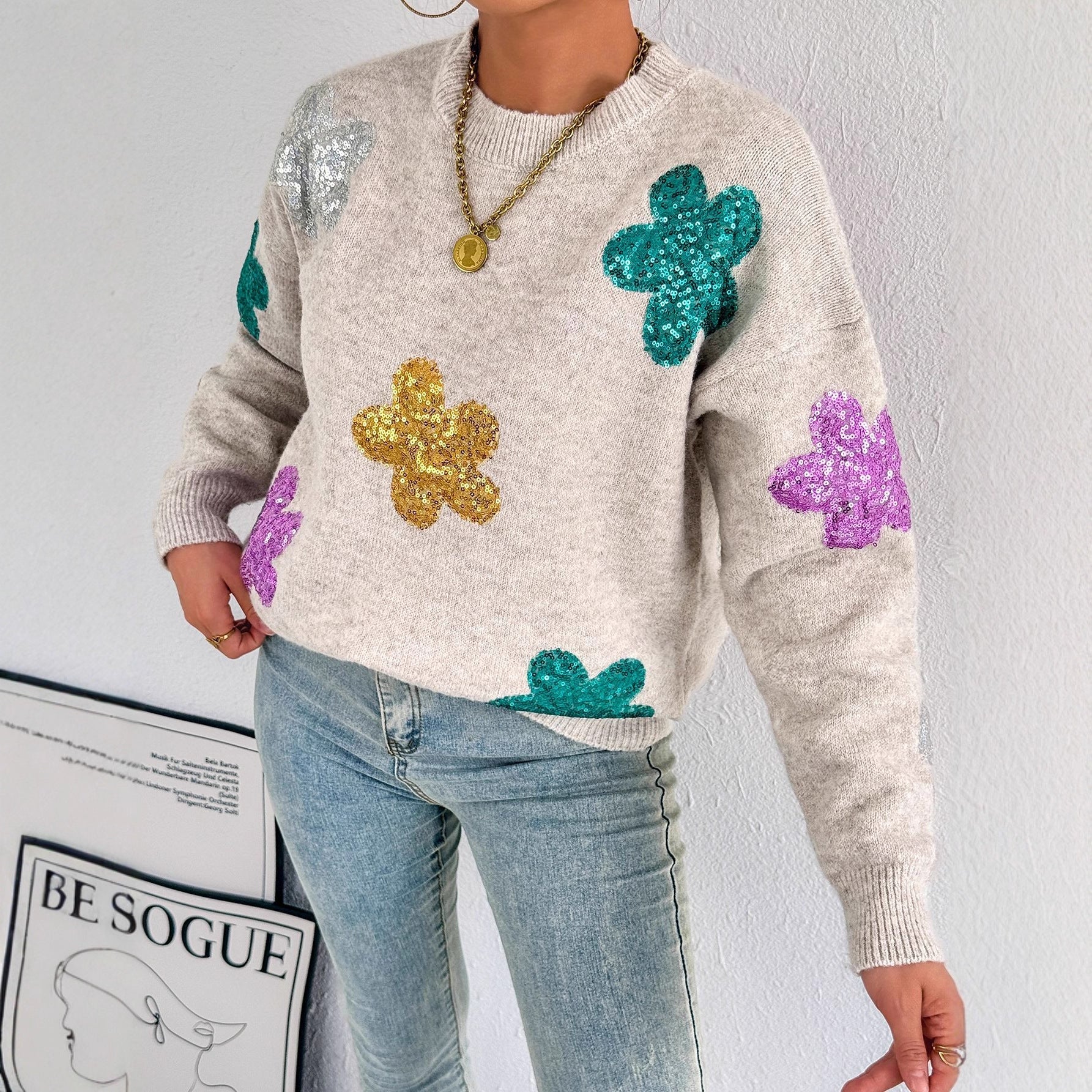 Damen Strickpullover mit glitzernden Blütenapplikationen WW