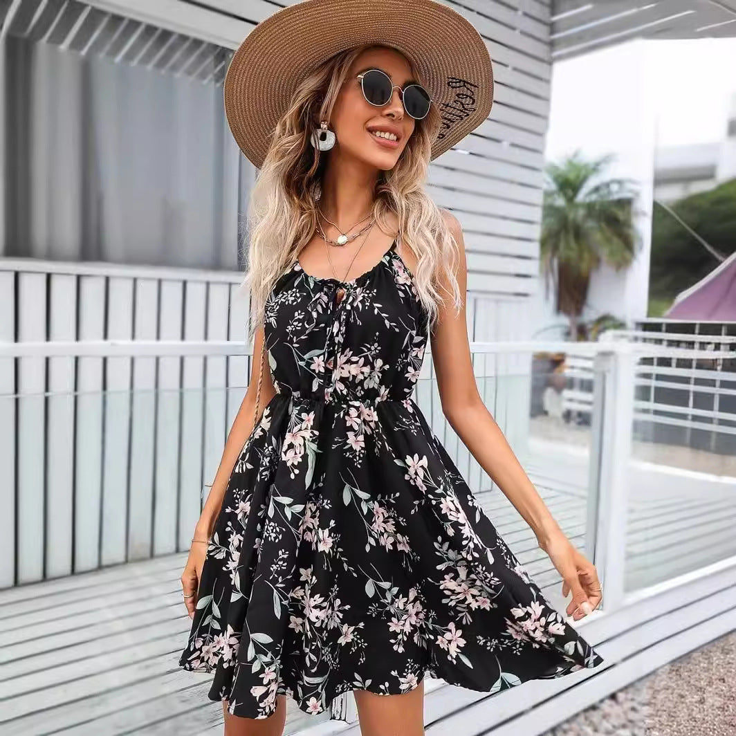 Damen Blumenkleid mit verstellbaren Spaghettiträgern und elastischem Taillenbund WW