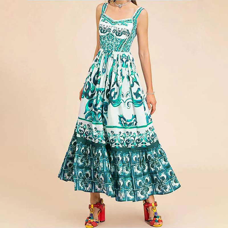 Damen Maxikleid mit aufwendigem ornamentalen Design und weit schwingendem Rock W&W Mode