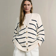 Damen Strickjacke mit breiten Streifen und Knopfverschluss WW